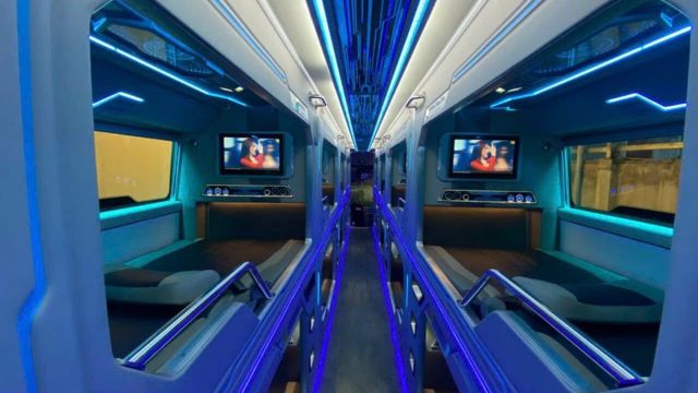 Sapa Express Luxury Cabin Sleeper Bus: Hanoi to Sapa (One Way) 2
