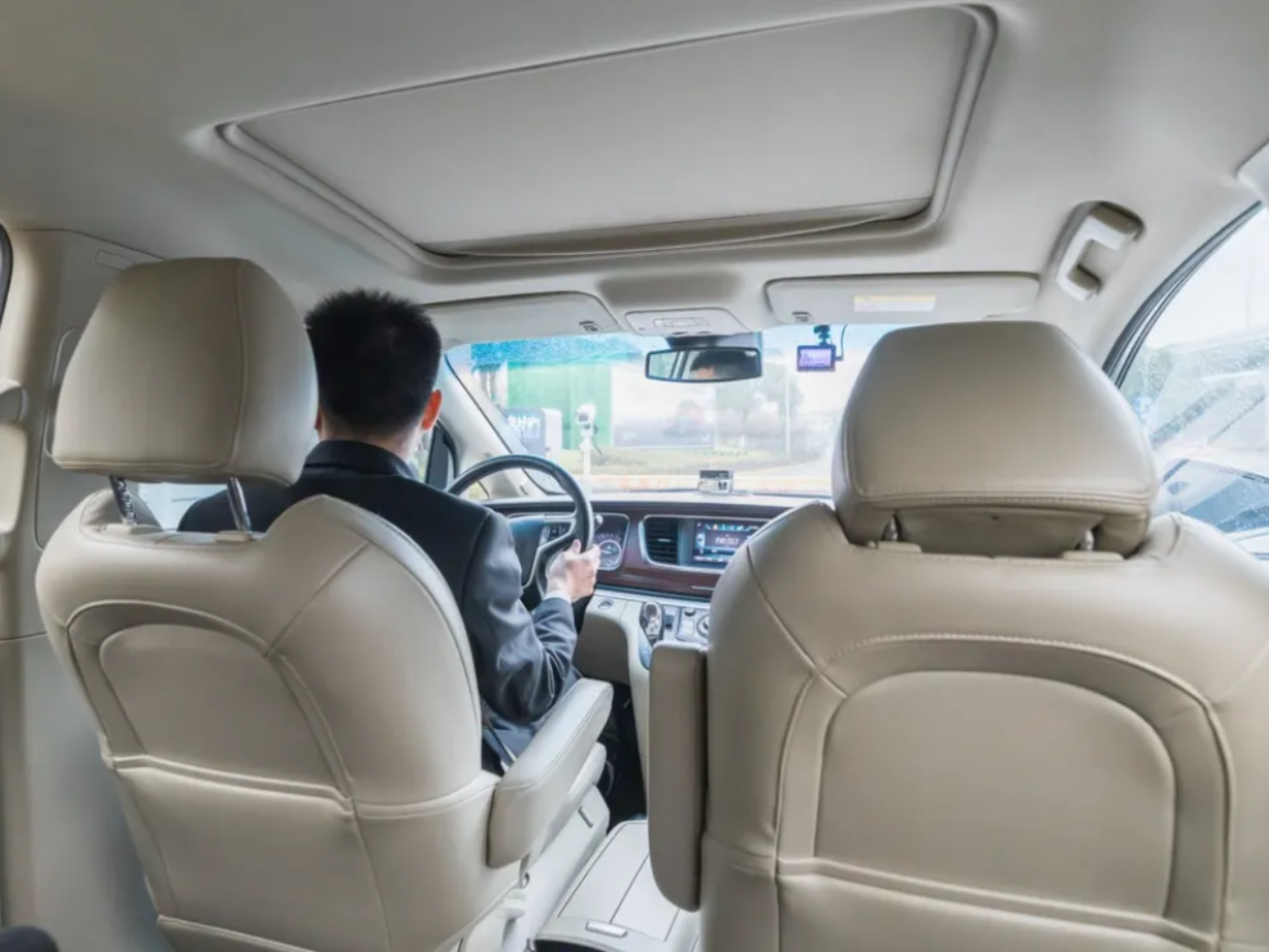 Shanghai Private Transfer to PVG/SHA Airport 2