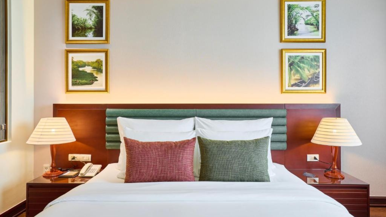 Kin Hotel Thi Sach 2