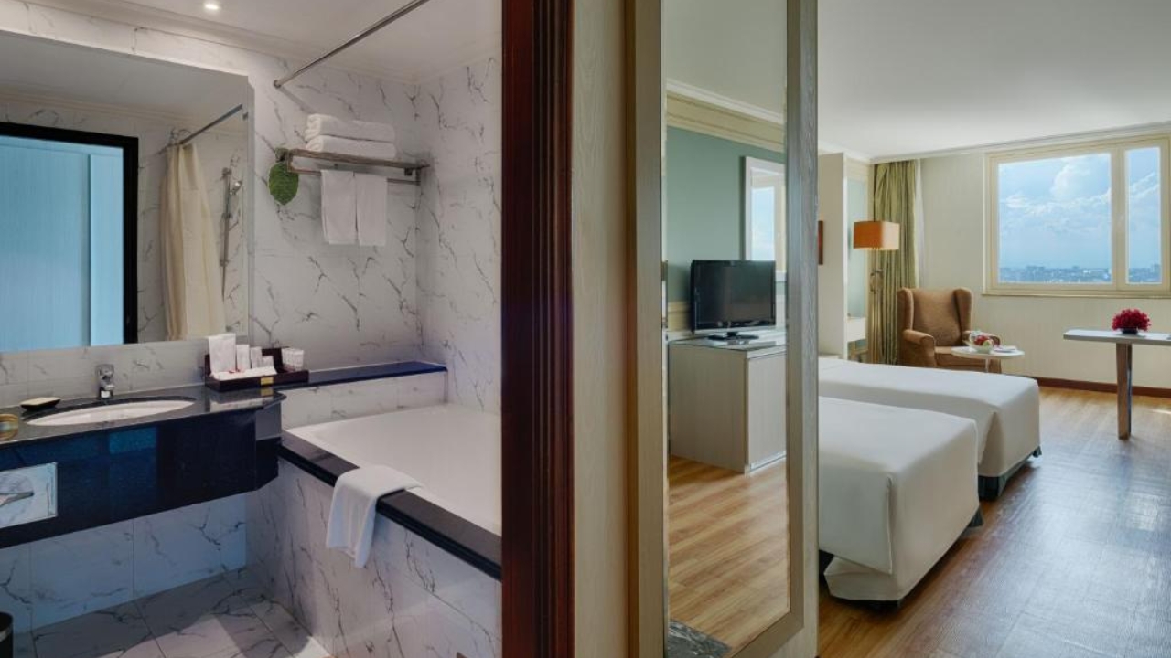 Windsor Plaza Hotel 5