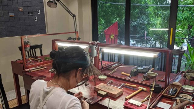 Hanoi: Unique Silver RING/PENDANT Making Workshop 4