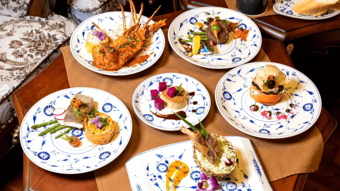 Nha Trang 5-star Emperor Sunset Cruise Experience: Sunset Party, Gourmet-style Dinner | Vietnam 5