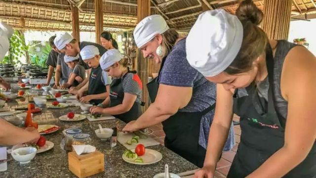 Hoi An Authentic Vietnamese Cooking Class 3