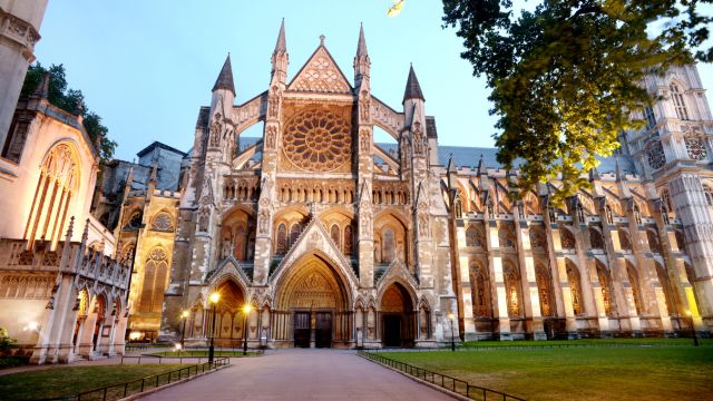 Go City | The London Pass® (Includes Entry of Tower Bridge, Westminster Abbey and 95+ attractions) 4