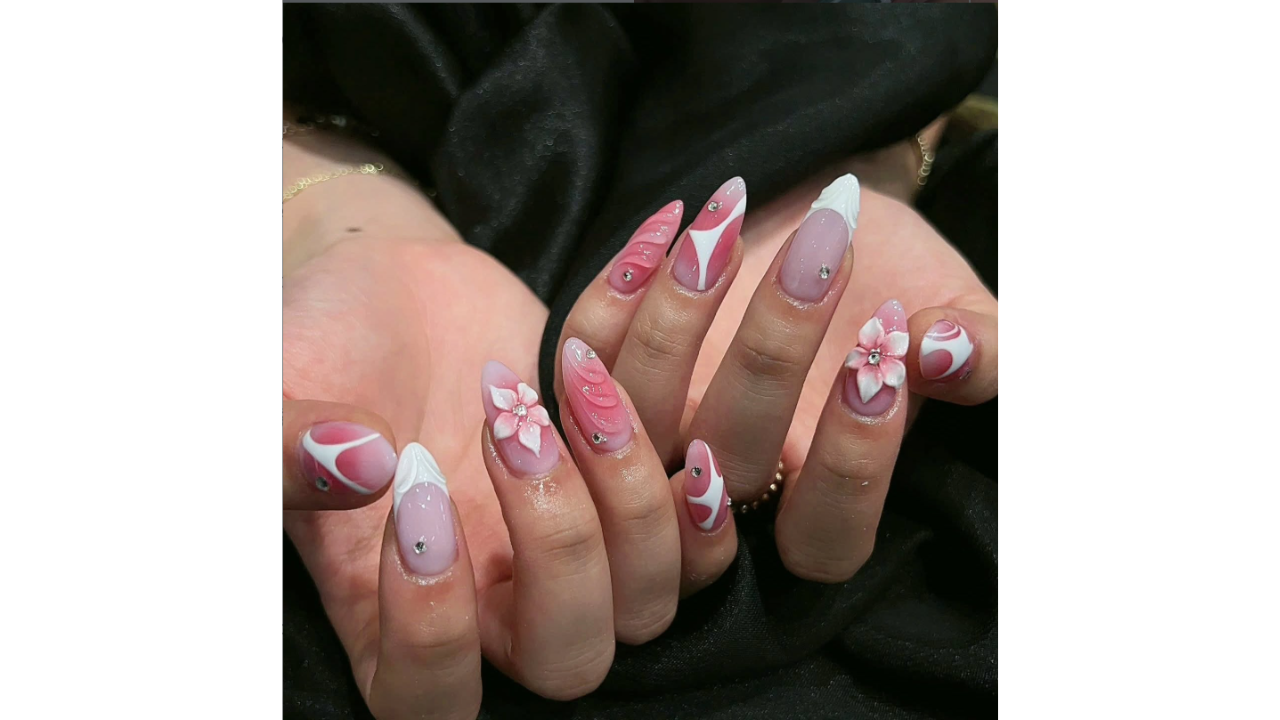 Lisa Nail & Spa: Luxury Nail Care & Relaxing Hair Wash Experience 3