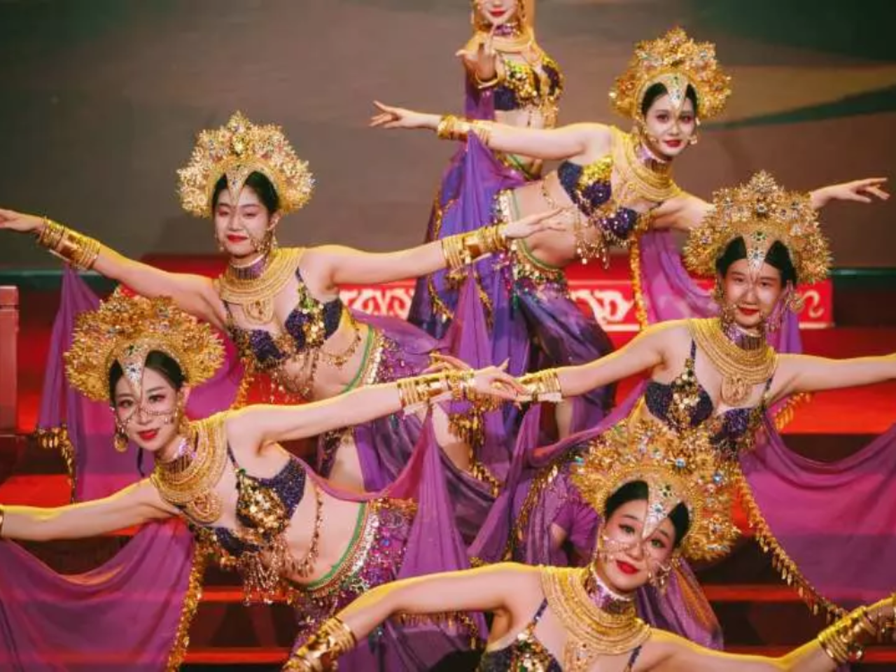 【China】 Beijing Yuxiandu Royal Cuisine Museum Experience (Emperor's luxurious enjoyment + ancient Chinese folk dance performance + palace banquet + optional costume experience + museum visit) 4