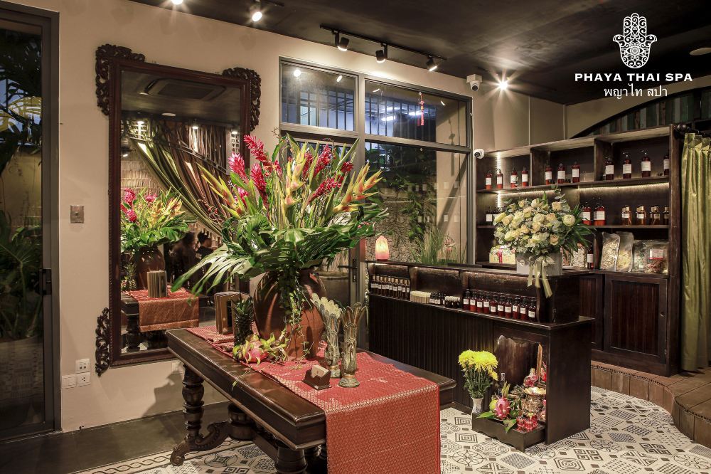 Phaya Thai Spa – Luxury Thai Massage & Royal Treatments 5