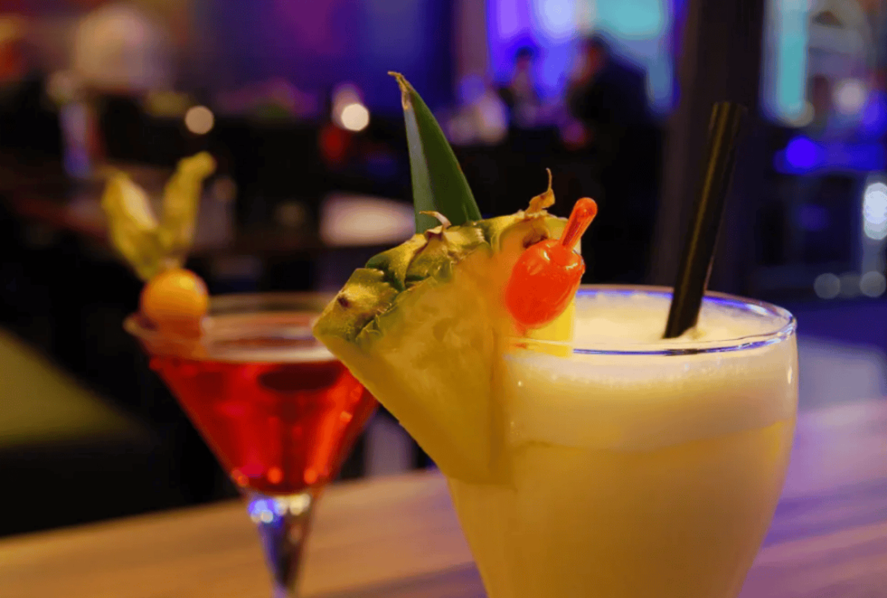 芽庄日落鸡尾酒晚餐＆豪华皇家游轮之旅 3