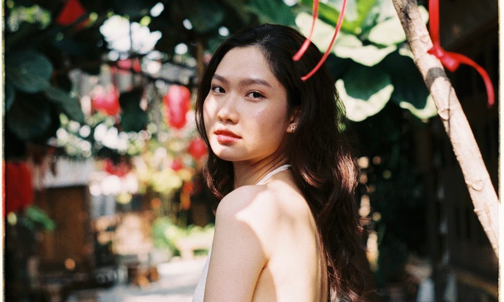 Vintage Film Photography Experience in Saigon – Private Photo Shoot with Kim Ngan 2