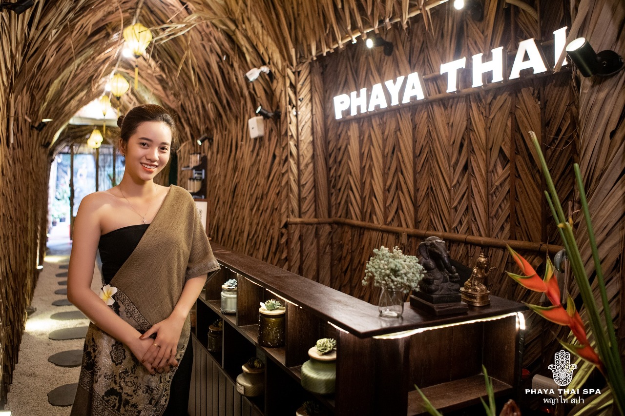 Phaya Thai Spa – Luxury Thai Massage & Royal Treatments 3
