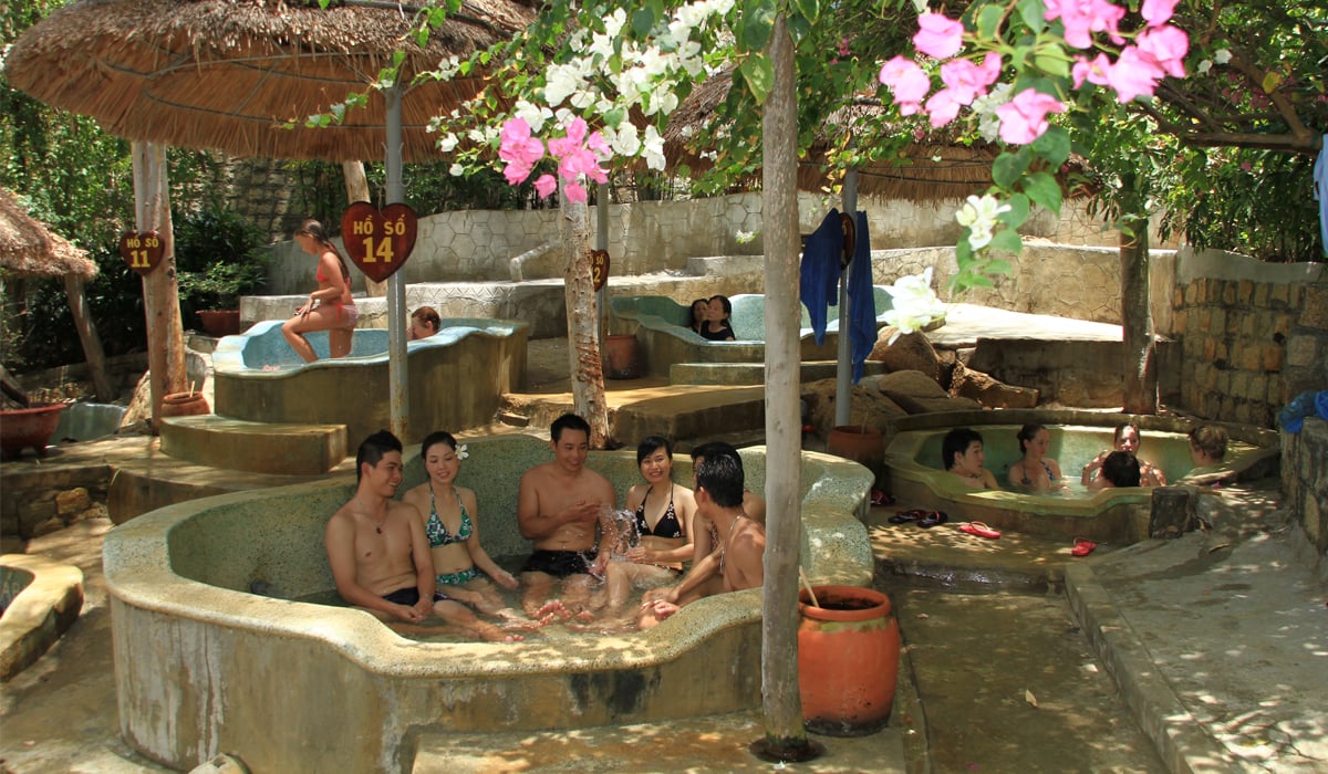 Nha Trang: Thap Ba Mud Bath