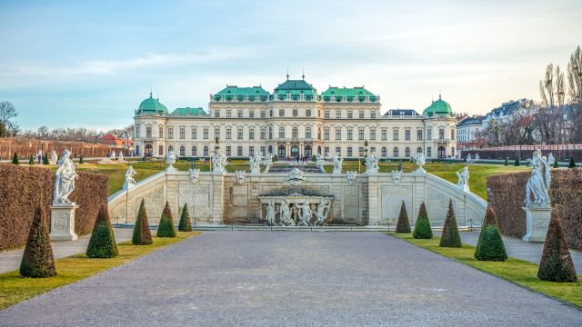 Vienna Big Bus Hop-On-Hop-Off Sightseeing Bus Tour 3