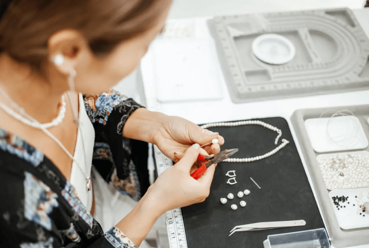 在芽庄体验Miya珠宝工坊