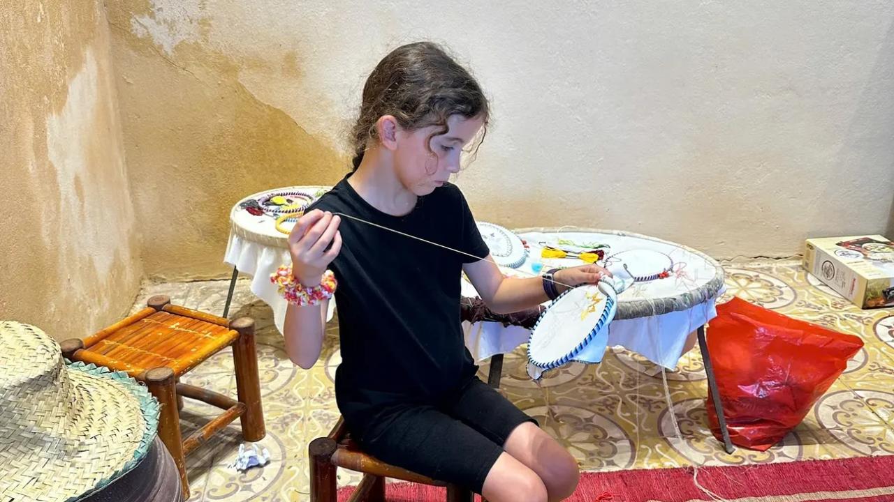 Traditional Embroidery Workshop with Local Artisan at Ninh Binh 4