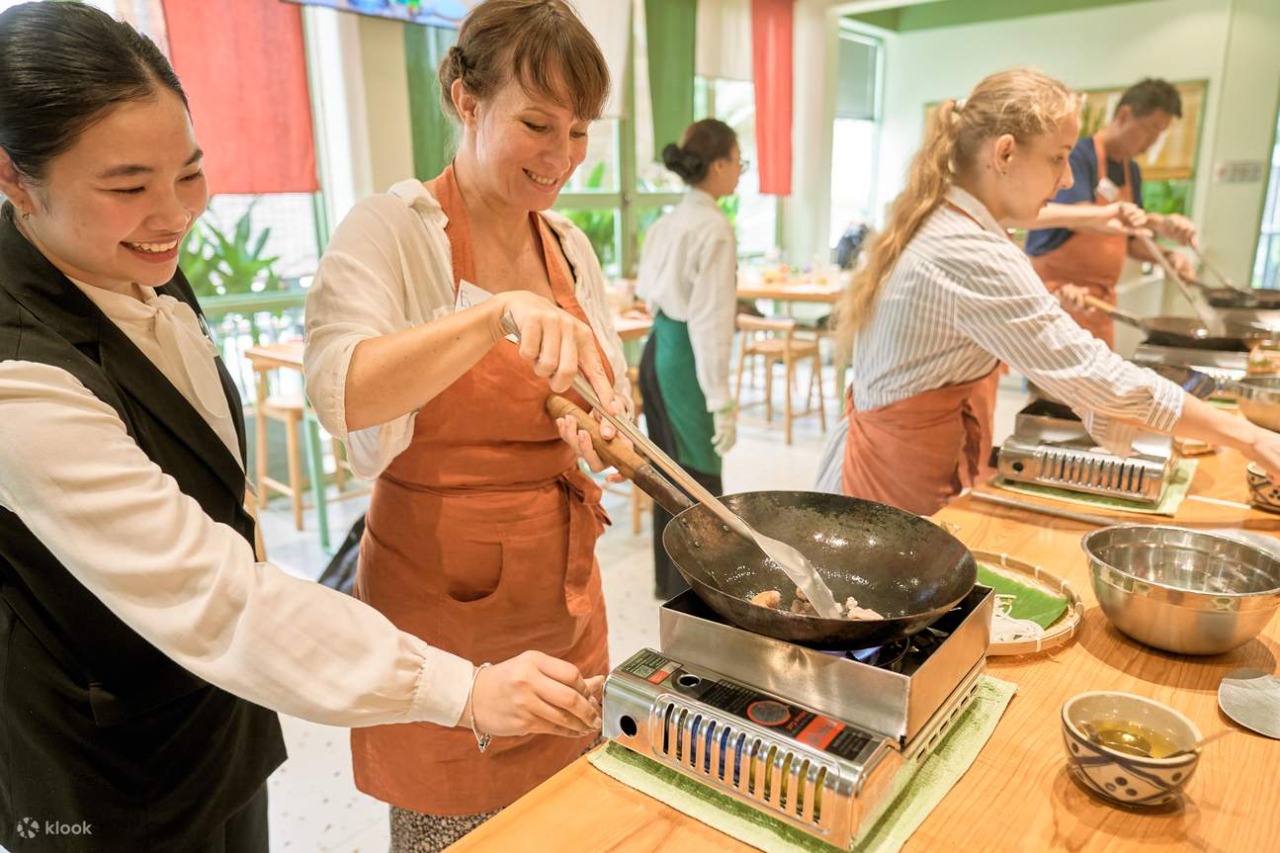 M.O.M Cooking Class in Saigon 2
