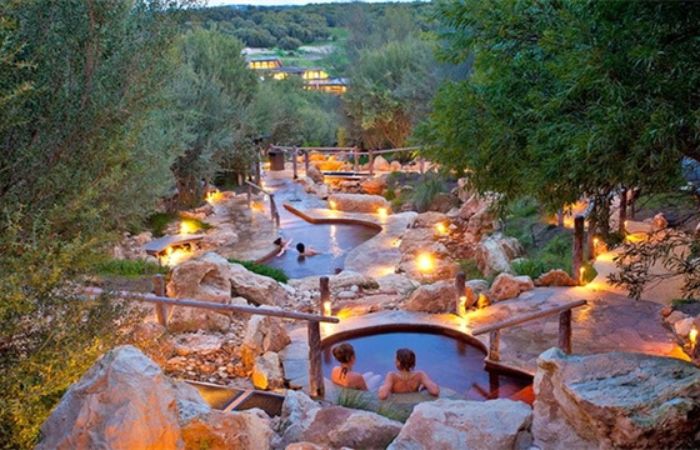 Mornington Hot Springs & Arthur's Seat Cable Car Day Tour | Melbourne 3