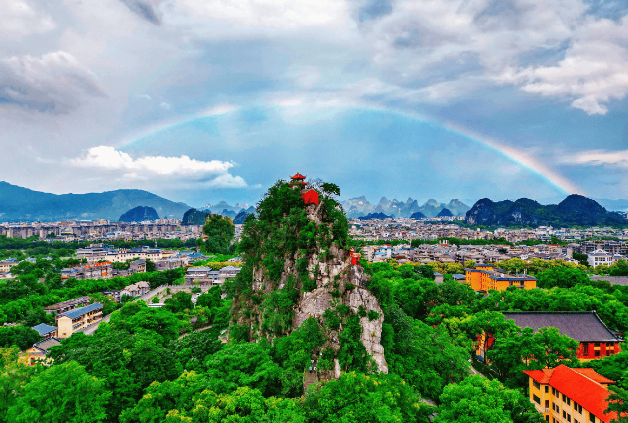 Solitary Beauty Peak Prince City Scenic Area 2