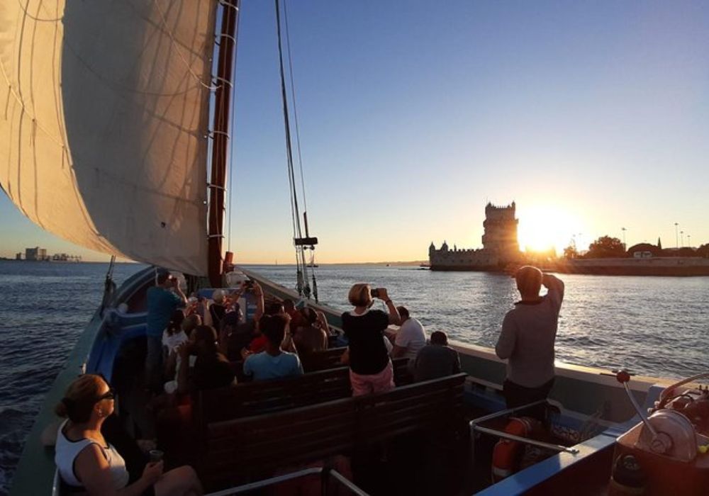Lisbon sailboat tour at sunset 3