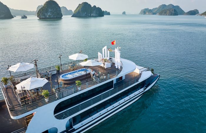 Cozy Bay Day Cruise: Ha Long Bay, Sung Sot, Ti Top