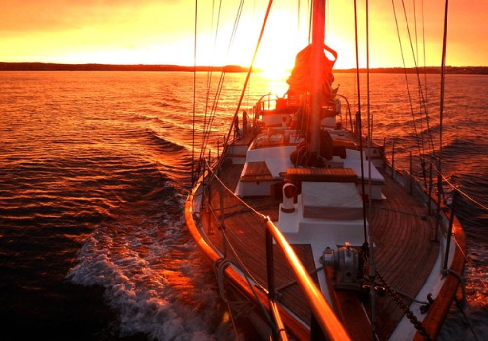 Lisbon sailboat tour at sunset 2