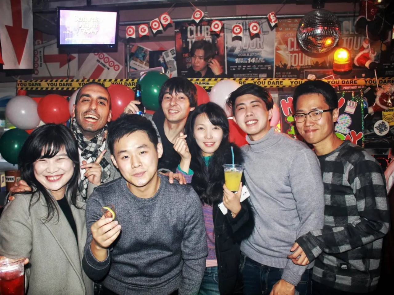 Absolute Busan Pub Crawl Experience in Seomyeon and Gwangalli 3