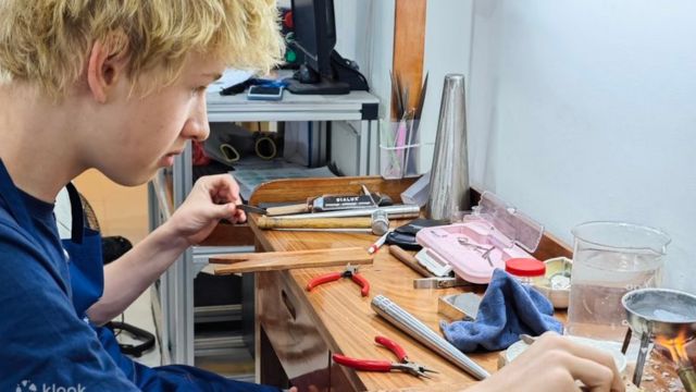 Hanoi: Unique Silver RING/PENDANT Making Workshop