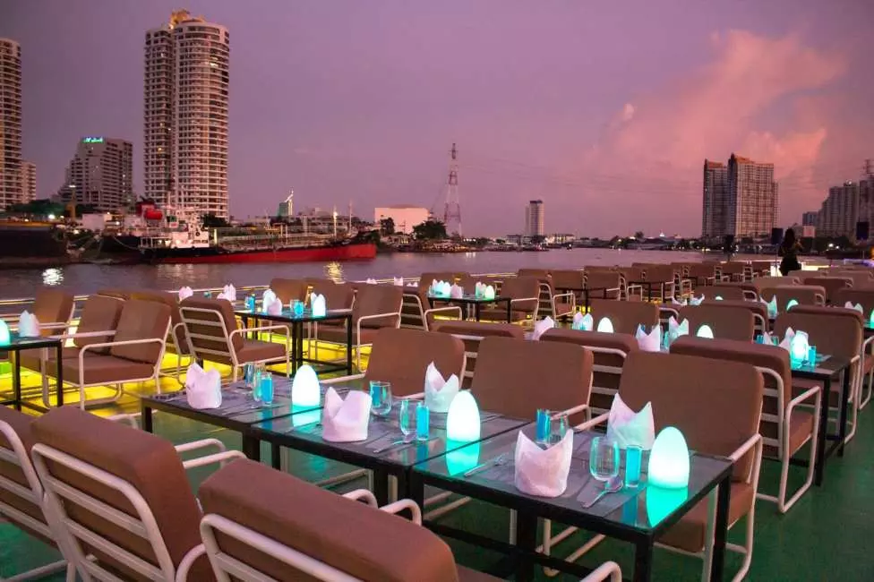 Royal Princess Dinner Cruise | Bangkok 3
