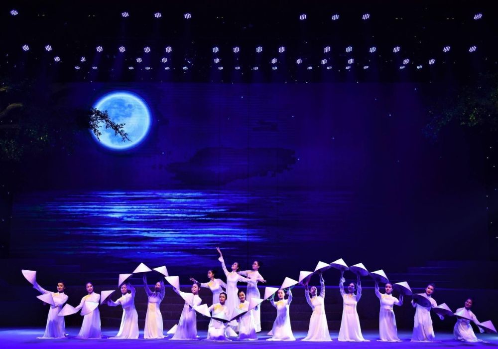 Charming Danang Show Ticket in Da Nang | Vietnam