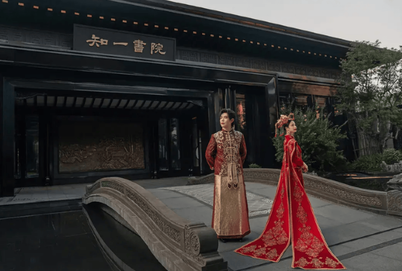Guangzhou Private Custom Travel & Wedding Photography Experience 4