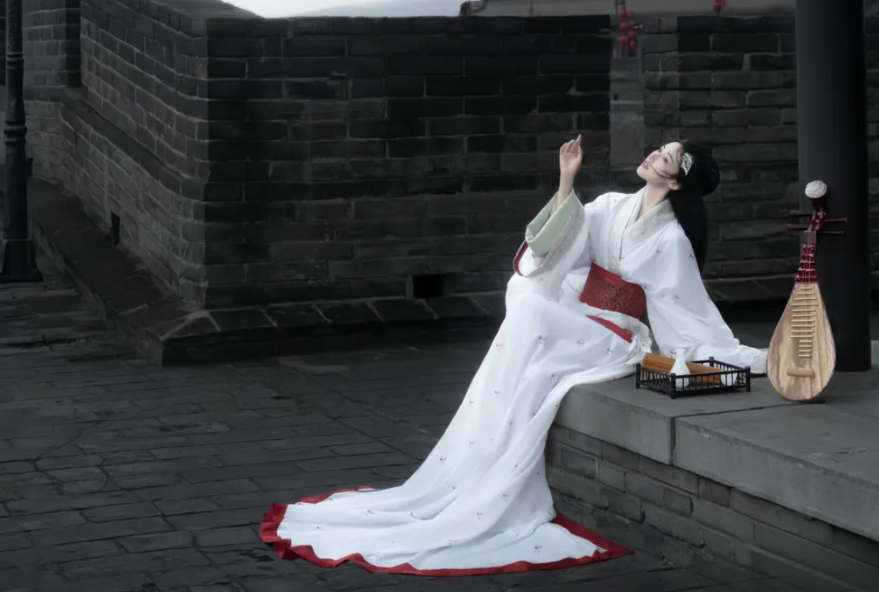 Xi'an: Hanfu and Tang Dynasty Costume Photo Shoot 2