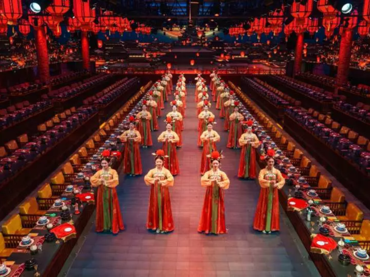 【China】 Beijing Yuxiandu Royal Cuisine Museum Experience (Emperor's luxurious enjoyment + ancient Chinese folk dance performance + palace banquet + optional costume experience + museum visit)