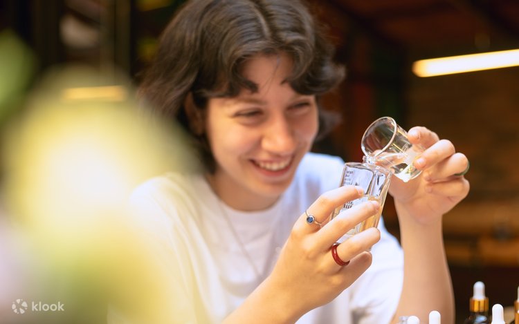 Perfume Making Workshop in Istanbul 2