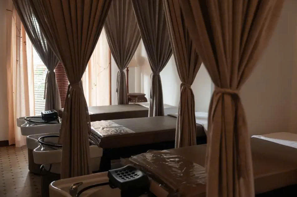 Sa Spa Central – Personalized Spa Journey: Massage, Facial & Hair Care 5