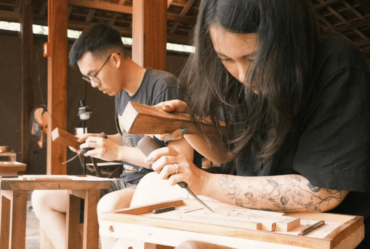 雕刻您的艺术：会安木雕大师手把手教学课程 3