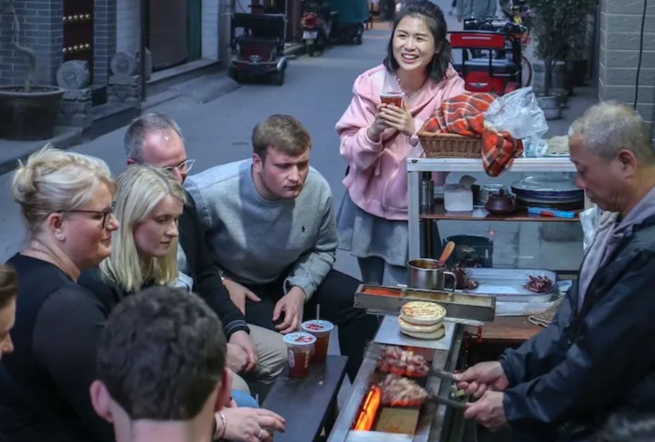 Xi'an Evening Food Tour by Tuktuk