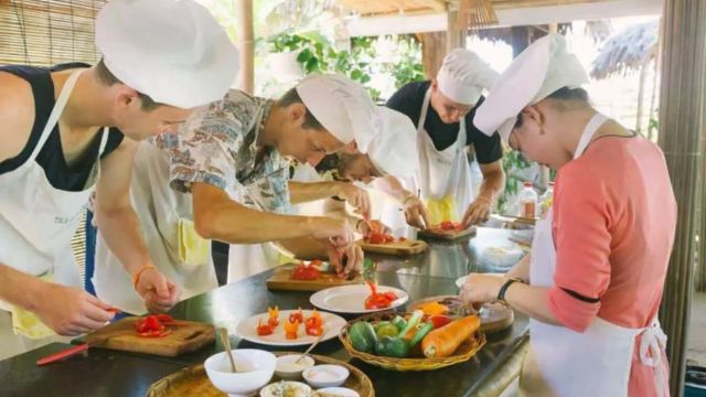 Hoi An Authentic Vietnamese Cooking Class 4