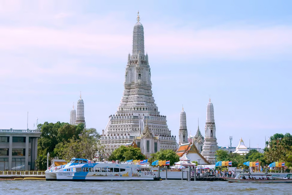 Chao Phraya Tourist Hop-On-Hop-Off Sightseeing Boat from Bangkok 4