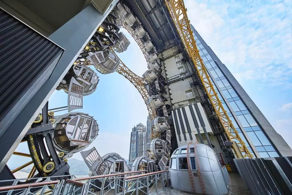 [A must-see attraction in Macau] Studio City "Star of the Films" Ferris Wheel E-Ticket 4