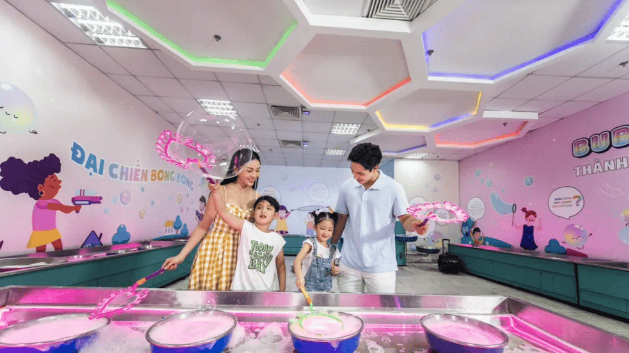 Besides, VinKE is a space dedicated to career guidance for children