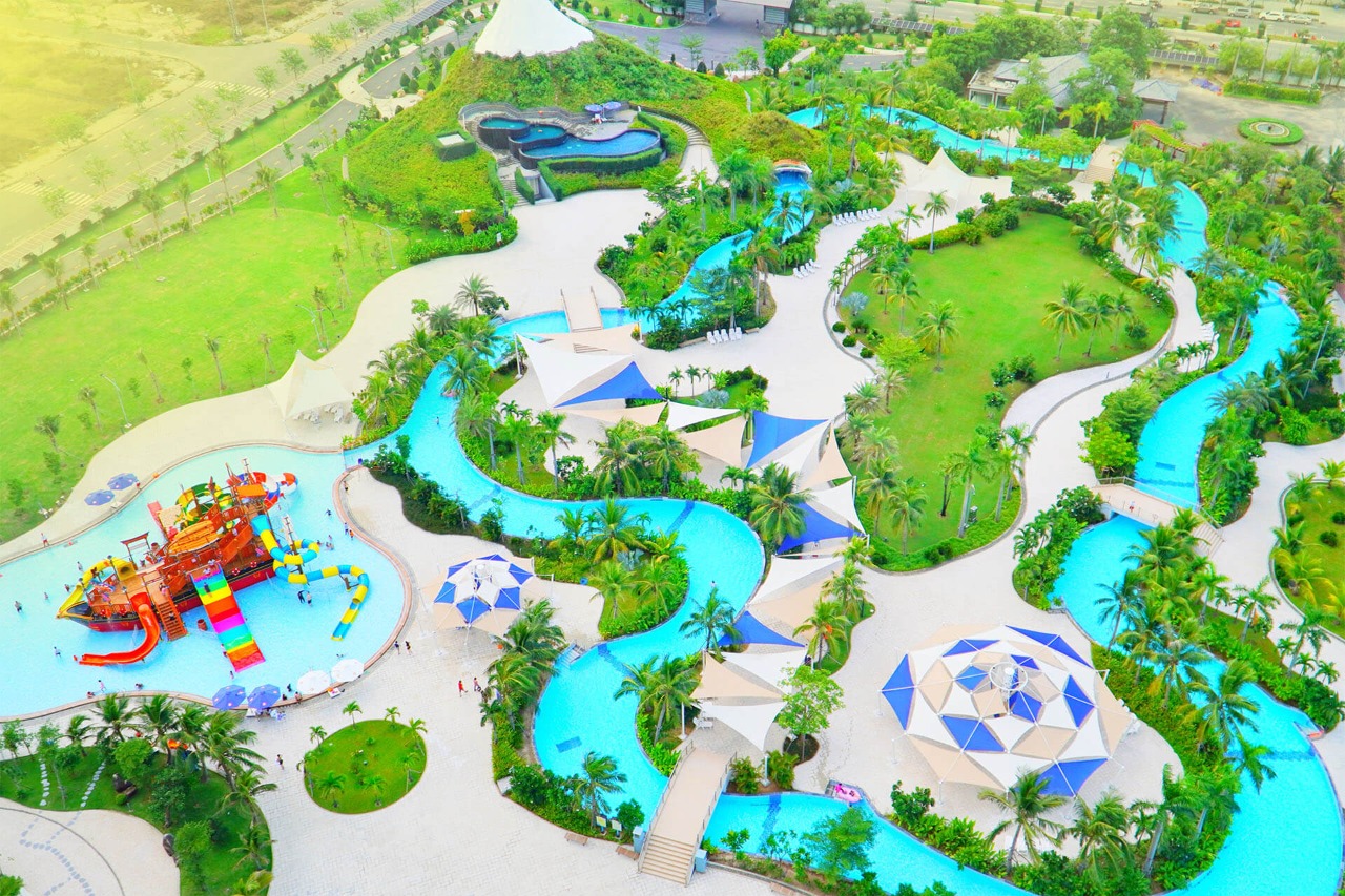 Mikazuki Water Park Ticket in Da Nang