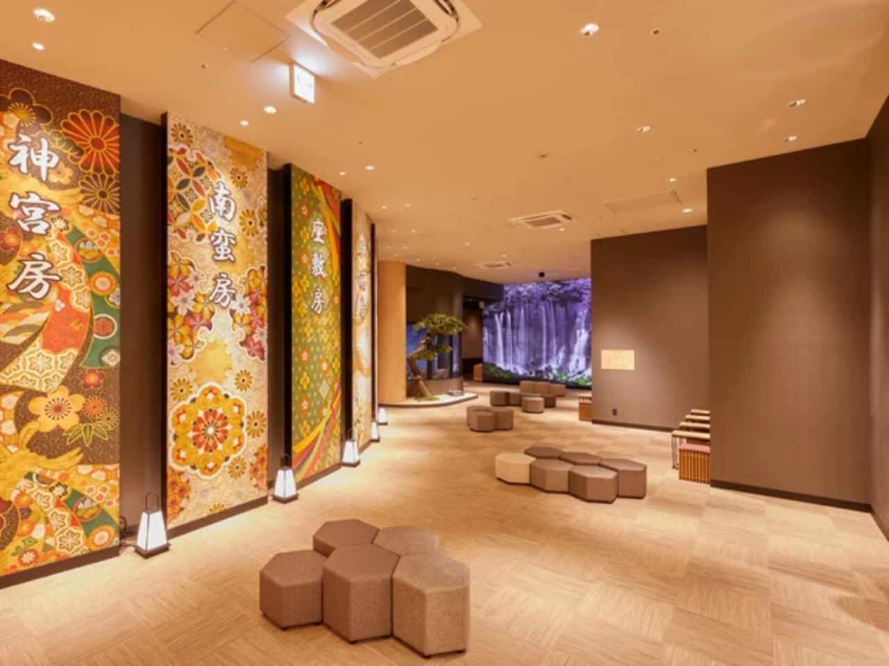 Osaka Bay Tower Solaniwa Onsen Hot Spring Ticket｜Japan 4