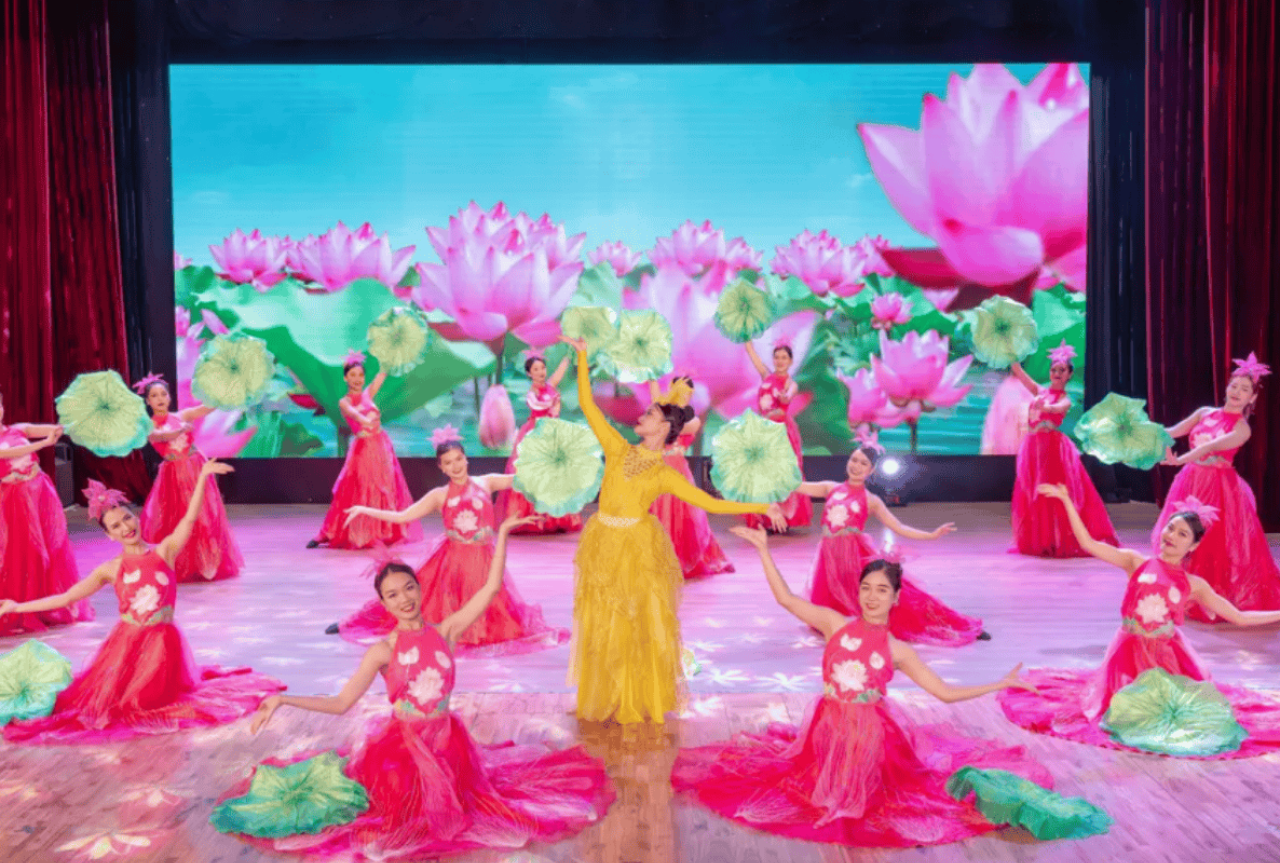 岘港奥黛秀门票