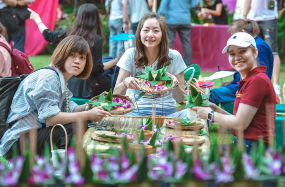 Chiang Mai: 2025 Loy Krathong Festival By Lanna Resort Ticket 2