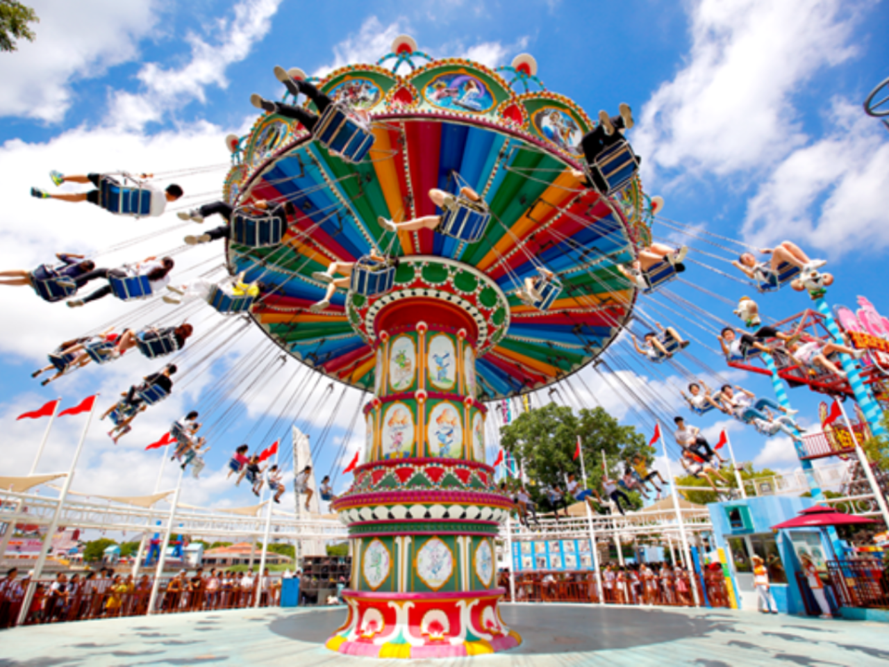 Happy Valley Tickets in Shanghai, China 4