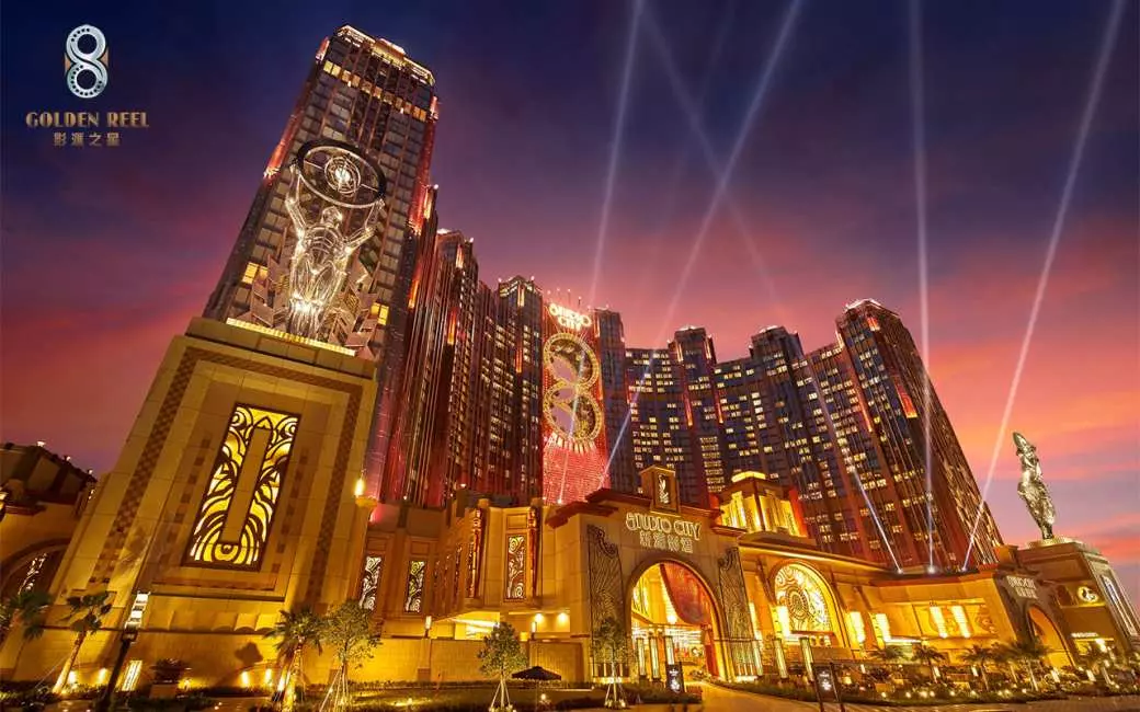 [A must-see attraction in Macau] Studio City "Star of the Films" Ferris Wheel E-Ticket