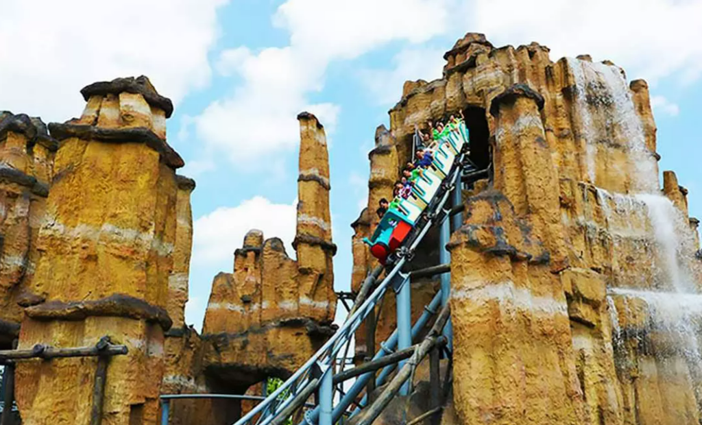 Happy Valley Tickets in Shanghai, China