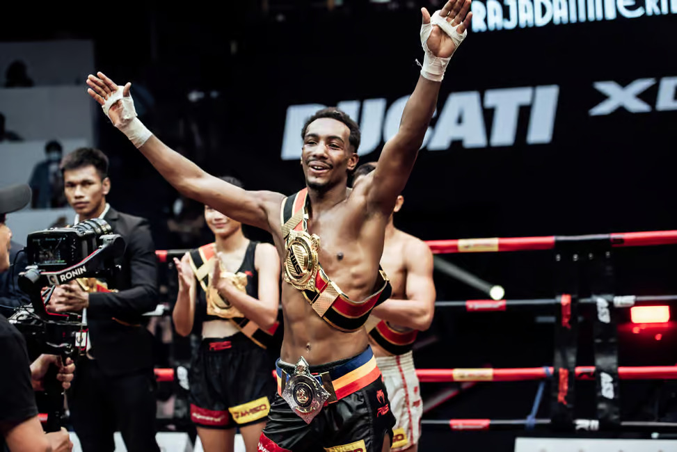 Muay Thai Show at Thapae Boxing Stadium | Chiang Mai