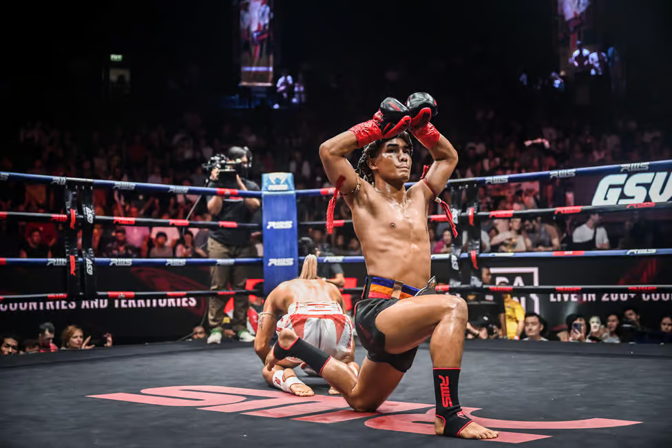 [Official] Muay Thai (Boxing) Match at Rajadamnern Stadium