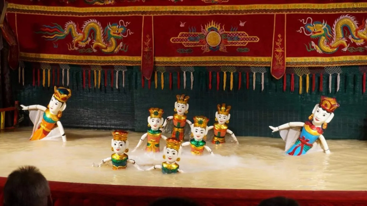 Golden Dragon Water Puppet Theater 3