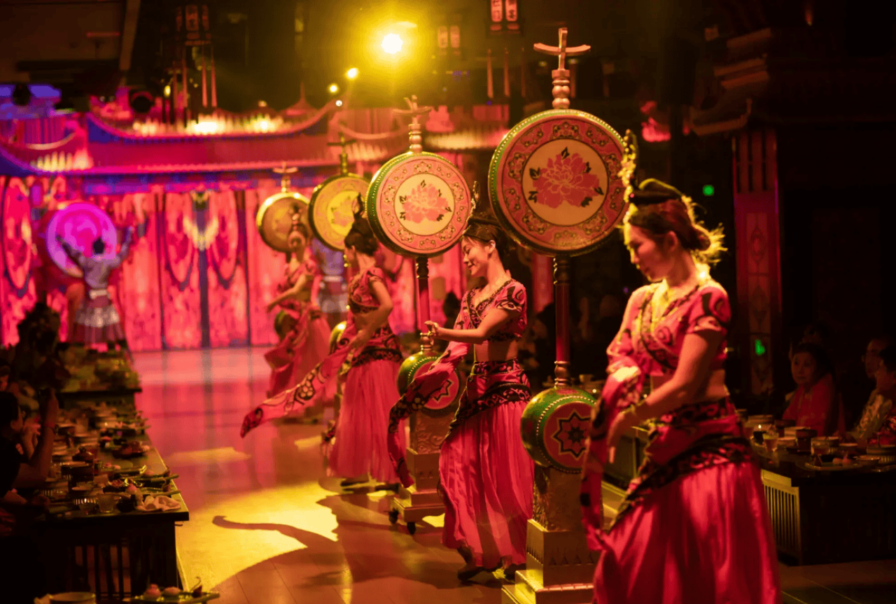 Harbin Hong Men Yu Yan Royal Feast & Performance Experience 4